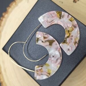 Confetti Pink Lightweight Hoop Crescent Earrings